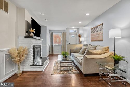 3039 Odonnell St, BALTIMORE, MD, 21224-4917 | Card Image