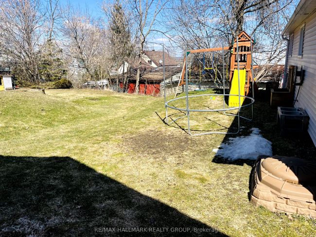 38 William Meek Dr, House other with 3 bedrooms, 1 bathrooms and 2 parking in Braeside ON | Image 23