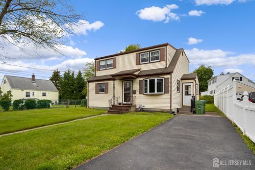 3 Seymour Ave, Edison, NJ, 08817-3575 | Card Image