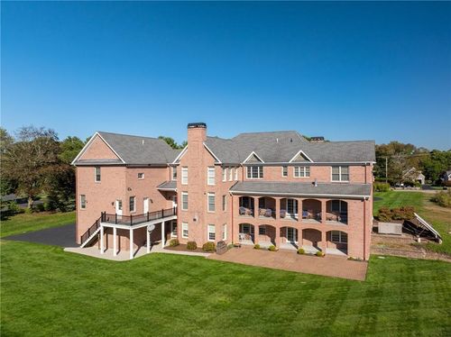 3070 Diamond Hill Rd, Cumberland, RI, 02864-2931 | Card Image