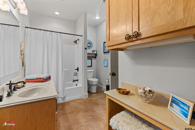 140 County Road 2242, House other with 3 bedrooms, 3 bathrooms and null parking in Daingerfield TX | Image 31
