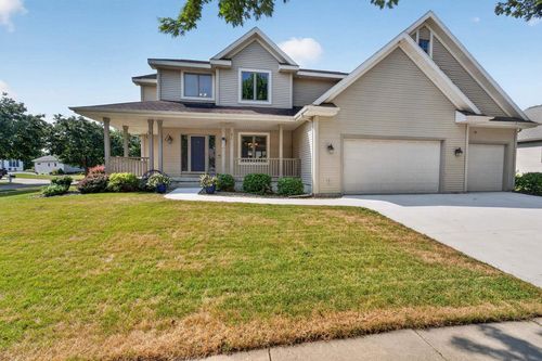 500 Pleasant Valley Pkwy, Waunakee, WI, 53597-2817 | Card Image