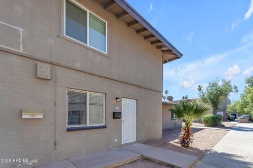 4757 E Belleview St, Phoenix, AZ, 85008-5606 | Card Image