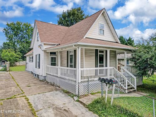 909 Atlantic Ave, Knoxville, TN, 37917-3700 | Card Image