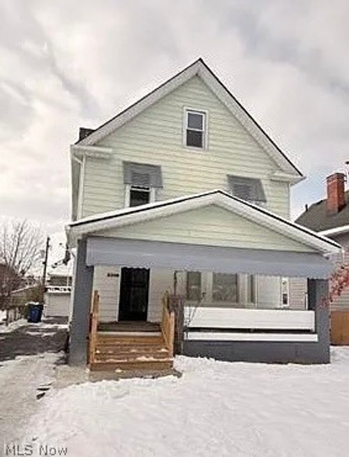 3308 E 137th St, Cleveland, OH, 44120-3923 | Card Image
