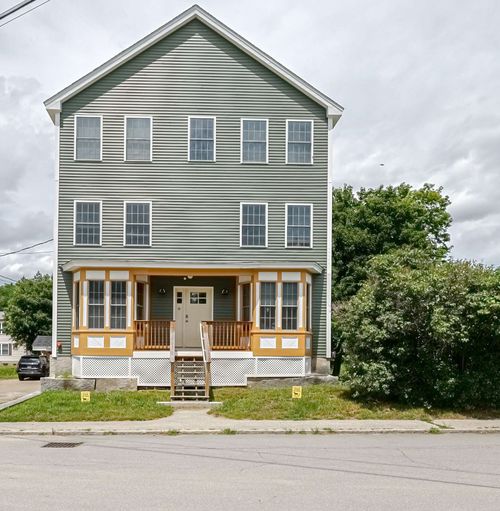 13 Myrtle St, Hillsborough, NH, 03244-4814 | Card Image