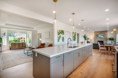 2237 Sicamous Ave, Coquitlam, BC, V3K6R9 | Card Image
