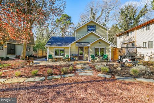 232 Mckendimen Rd, MEDFORD LAKES, NJ, 08055-2018 | Card Image