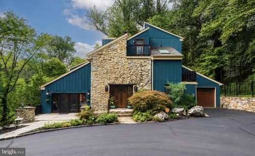 116 Oakwood Ln, PHOENIXVILLE, PA, 19460-4604 | Card Image