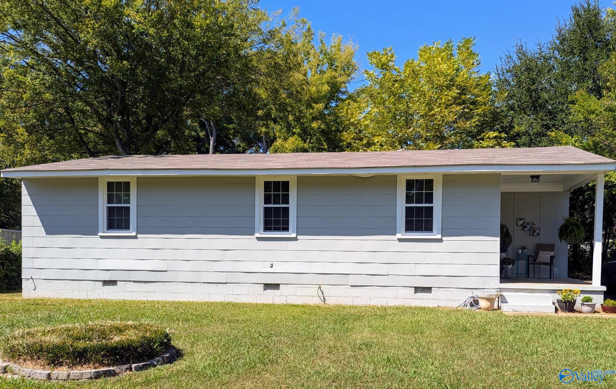 Bide A Wee Dr, Huntsville, AL 35801