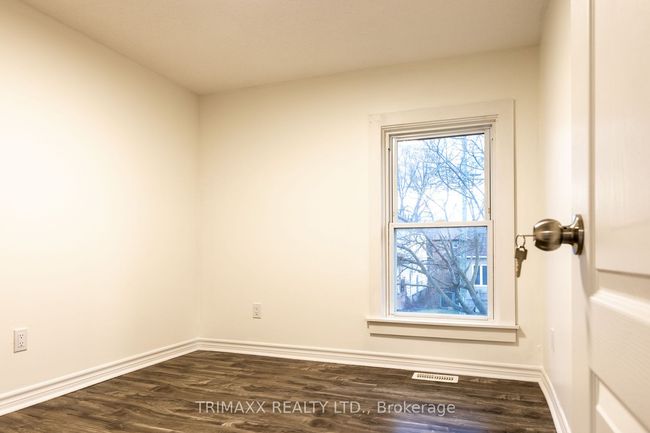 45 Chestnut St E, House other with 3 bedrooms, 2 bathrooms and 2 parking in Saint Catharines ON | Image 18