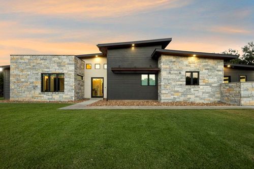 1117 Longhorn Dr, Burnet, TX, 78611-5882 | Card Image