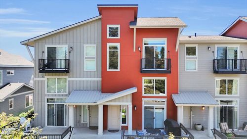 2205 W Bridge Ave, Spokane, WA, 99201-1602 | Card Image