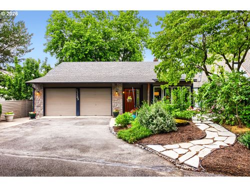 13265 Sw Falcon Rise Dr, Tigard, OR, 97223-1839 | Card Image