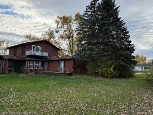 2607 Dearborn Ave, Rochester Hills, MI, 48309-3833 | Card Image