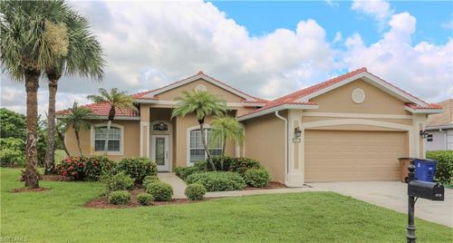 2272 Hampstead Ct, LEHIGH ACRES, FL, 33973-6015 | Card Image