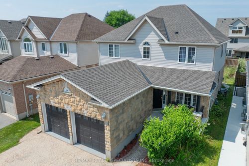 144 Decaro Cres, Cambridge, ON, N3C4M4 | Card Image