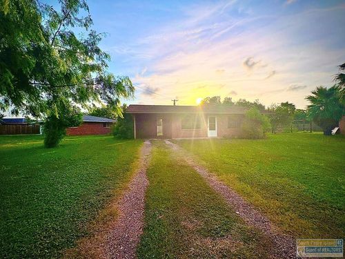 427 David Cuervo St, Laguna Vista, TX, 78578-2605 | Card Image