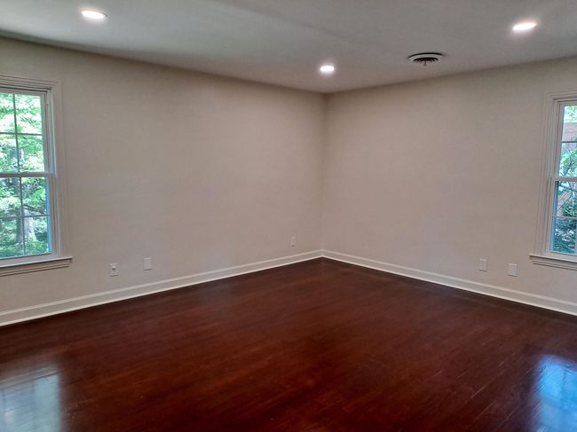 Primary Bedroom | Image 19