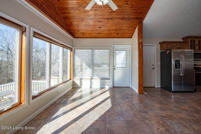 234 Cave Heights Ln, House other with 3 bedrooms, 2 bathrooms and null parking in Falls Of Rough KY | Image 15