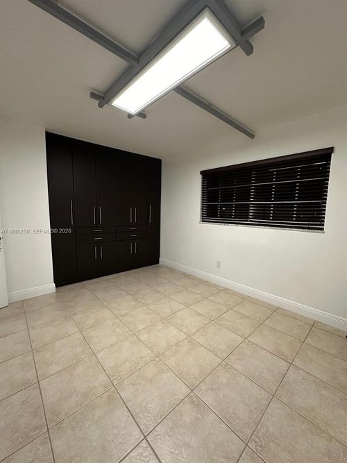 6-202-8500 Sw 109th Ave, Miami, FL, 33173-4455 | Card Image