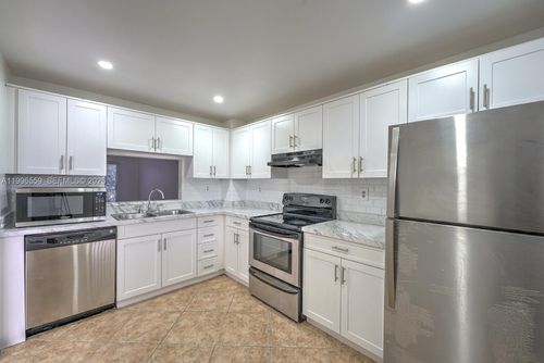 apt-410-1200 Nw 87th Ave, Coral Springs, FL, 33071-7174 | Card Image