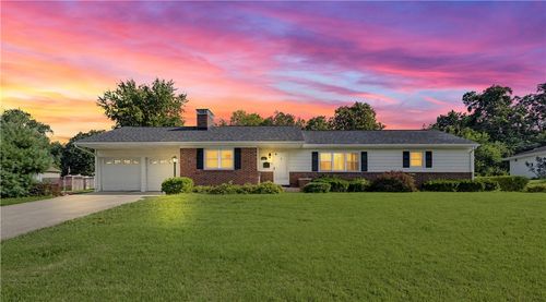 405 Lucas Dr, Danville, IL, 61832-2248 | Card Image