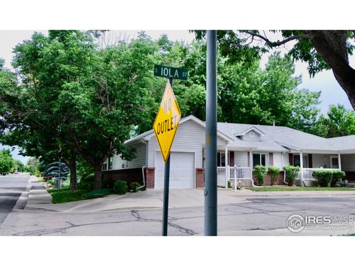 2225 S Iola St, Aurora, CO, 80014 | Card Image