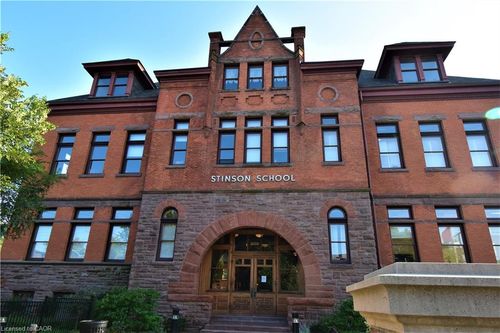 102-200 Stinson St, Hamilton, ON, L8N4J5 | Card Image