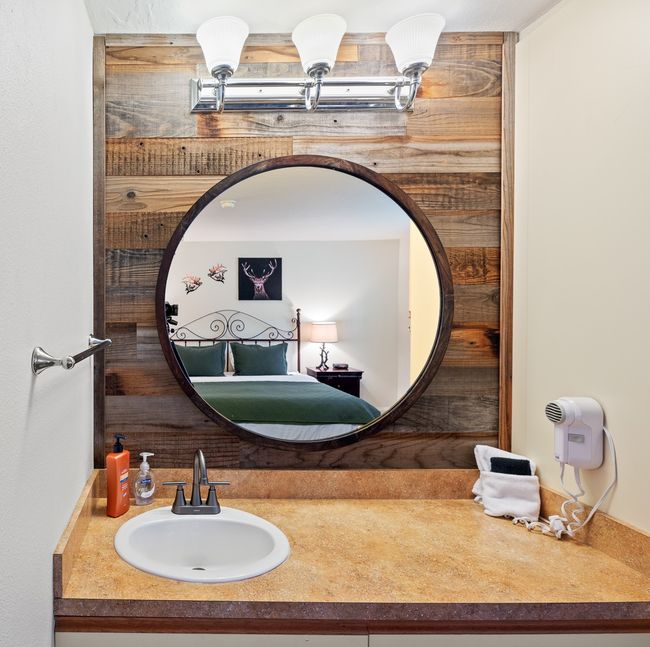 140 - 180 Vista Ln, Condo with 1 bedrooms, 1 bathrooms and null parking in Bigfork MT | Image 29