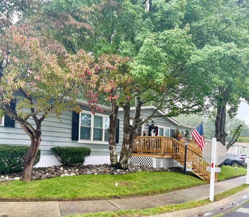 9 Oaks Dr, Mays Landing, NJ, 08330-8915 | Card Image