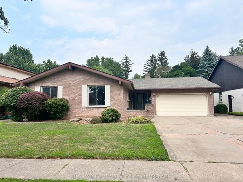 6319 Jupiter Blvd, Niagara Falls, ON, L2J3Y4 | Card Image