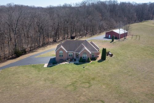 3991 Glenn Raven Rd, Adams, TN, 37010-5138 | Card Image