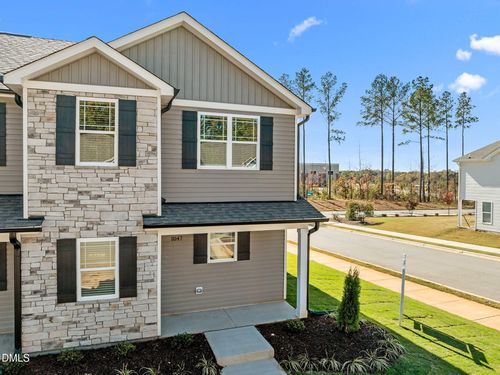 1047 Peony Ln, Youngsville, NC, 27596-3335 | Card Image