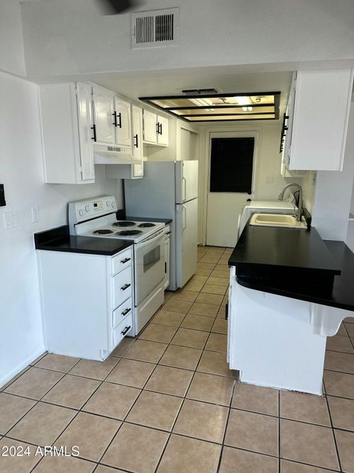 apt-2-1504 E Indianola Avenue, Phoenix, AZ, 85014 | Card Image