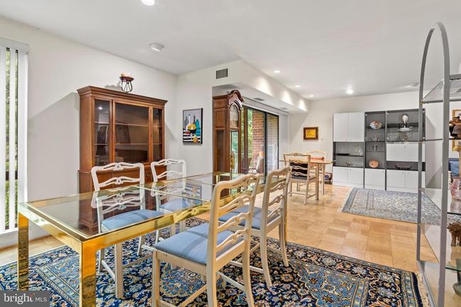 APT-401 - 7 Slade Ave, Condo with 3 bedrooms, 2 bathrooms and null parking in Baltimore MD | Image 10