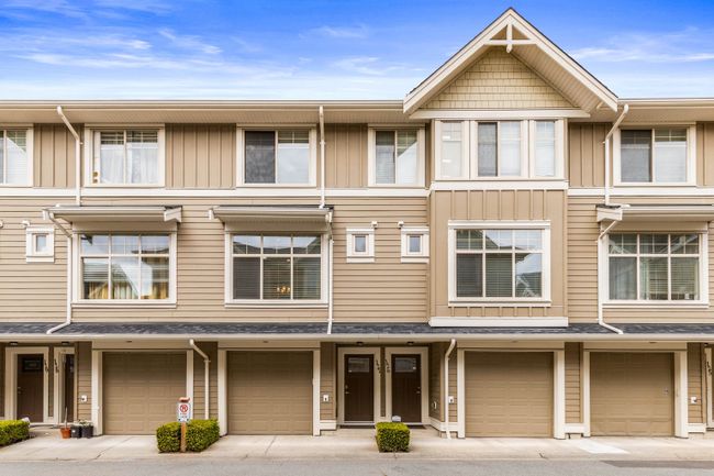 127 - 19525 73 Avenue, Townhouse with 3 bedrooms, 2 bathrooms and 2 parking in Surrey BC | Image 1