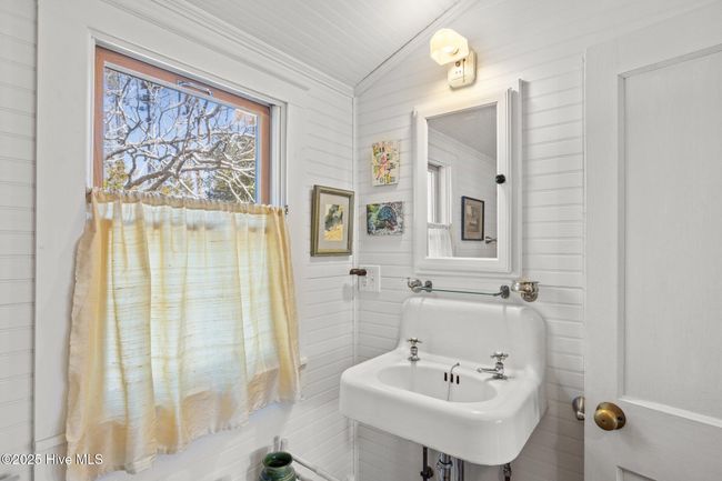 130 Harold Ln, House other with 3 bedrooms, 2 bathrooms and 1 parking in Davis NC | Image 24