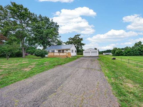 3291 Cattail Road, Chillicothe, OH, 45601 | Card Image