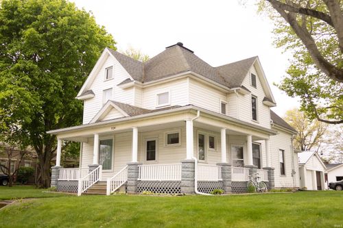 524 W Plymouth St, Bremen, IN, 46506-1551 | Card Image