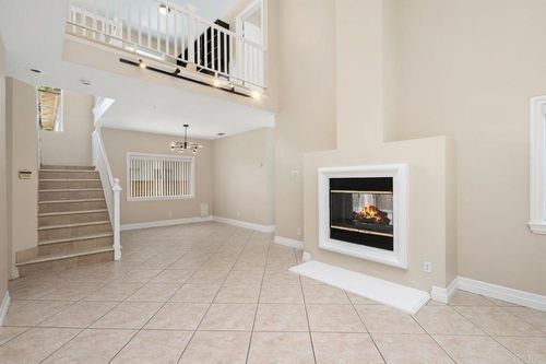 15140 Chase St, North Hills, CA, 91343-6696 | Card Image