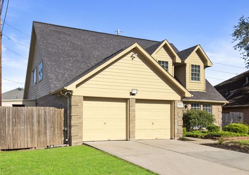 7918 Winehill Ln, Houston, TX, 77040-1635 | Card Image