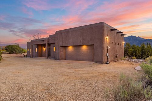 11 Mimbres Ct, Placitas, NM, 87043-9397 | Card Image