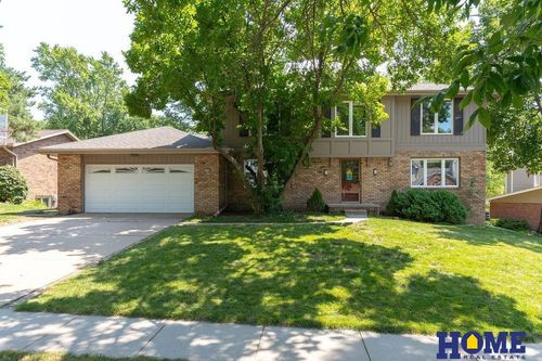 2330 S 75th St, Lincoln, NE, 68506-3001 | Card Image