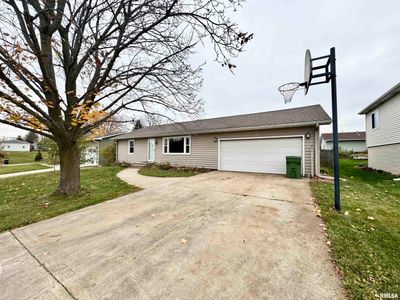 1106 Jefferies Drive, House other with 4 bedrooms, 1 bathrooms and null parking in Clinton IA | Image 1