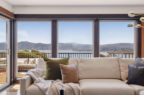 144 Hacienda Dr, Tiburon, CA, 94920-1126 | Card Image