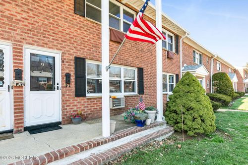 9 King James Ln, Atlantic Highlands, NJ, 07716-2434 | Card Image