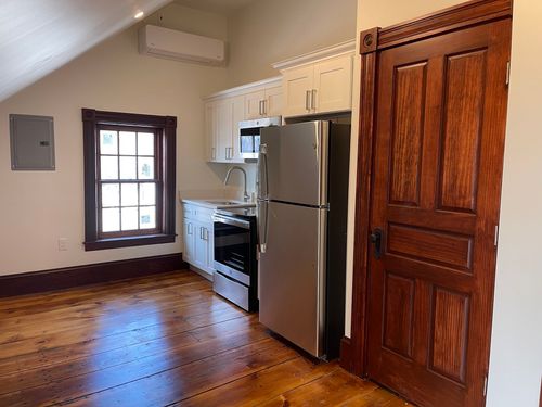 18-41 Summer St, Leominster, MA, 01453-3395 | Card Image