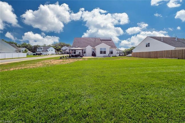 109 Red Maple Way, House other with 4 bedrooms, 3 bathrooms and null parking in King NC | Image 31
