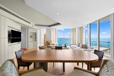 2402 - 50 S Pointe Dr, Condo with 4 bedrooms, 4 bathrooms and null parking in Miami Beach FL | Image 3